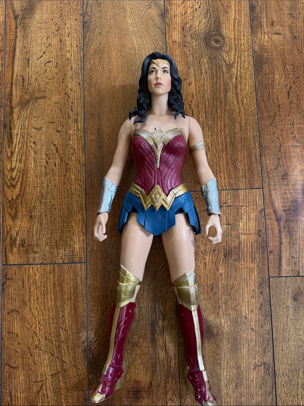 DC Wonder Woman Figure 18"